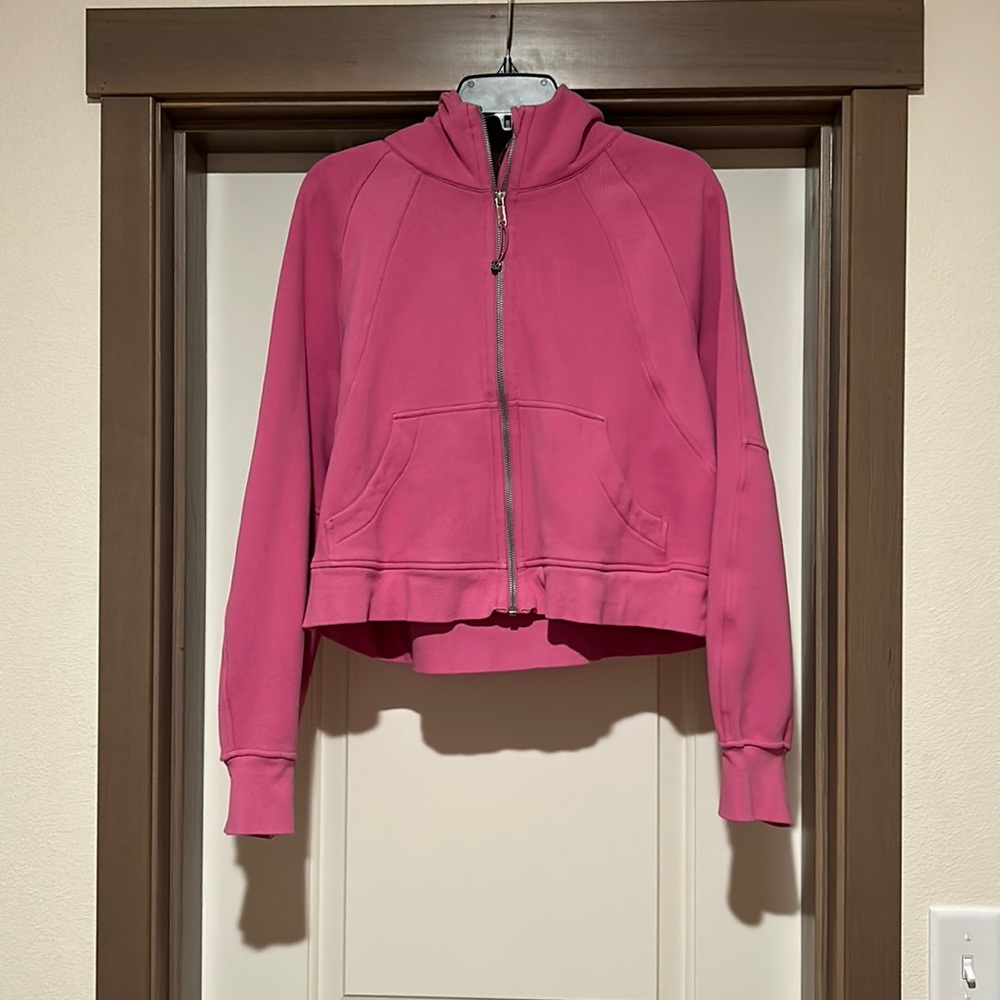 Lululemon Scuba Oversized full zip in Pink Blossom like new condition